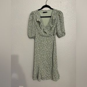 Women’s midi floral short sleeve v neck wrap dress